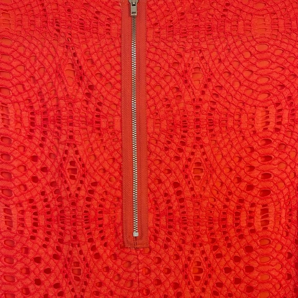 Gorgeous coral lace dress - Picture 5 of 11